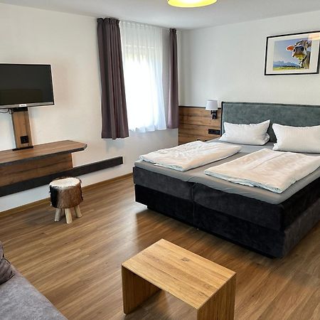 Hotel Zum Bayrischen Wirt Maierhöfen Esterno foto