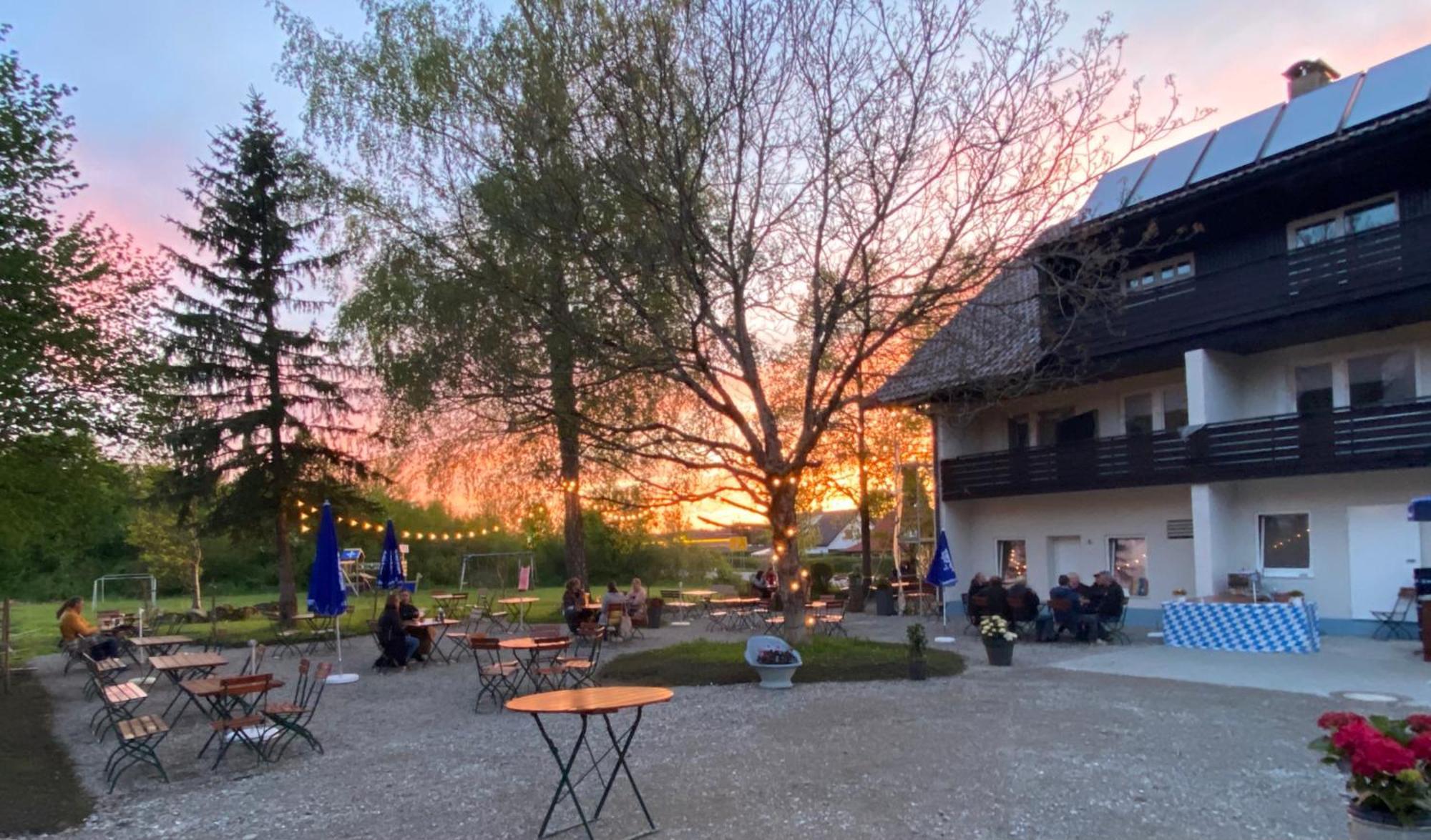 Hotel Zum Bayrischen Wirt Maierhöfen Esterno foto